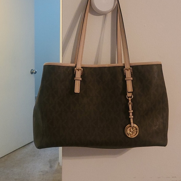 Brown&Tan Michael kors Bag - Picture 1 of 3